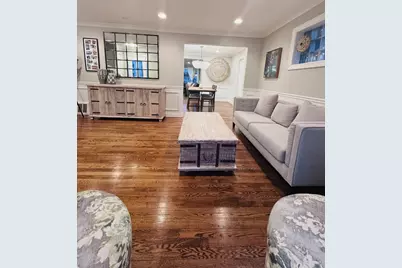 2243 S 3rd Avenue, Riverside, IL 60546 - Photo 4