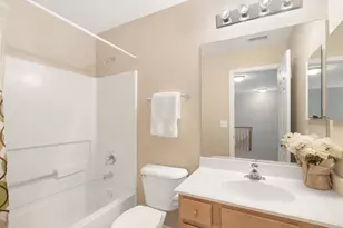 341 Patriot Dr, Hainesville, IL 60030 - Photo 10