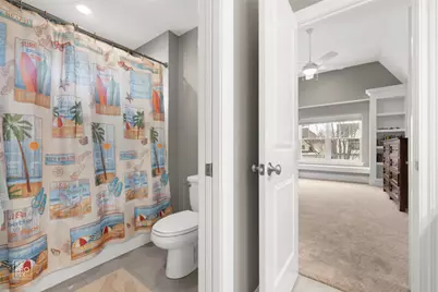 219 N Clinton Avenue, Elmhurst, IL 60126 - Photo 38