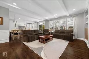 219 N Clinton Ave, Elmhurst, IL 60126 - Photo 12