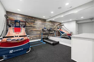 219 N Clinton Ave, Elmhurst, IL 60126 - Photo 56