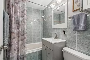 2413 Randall Ln, Arlington Heights, IL 60004 - Photo 10