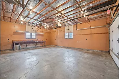 274 W Center Street, Burlington, IL 60109 - Photo 38