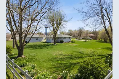 274 W Center Street, Burlington, IL 60109 - Photo 34