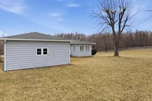 274 W Center St, Burlington, IL 60109 - Photo 48