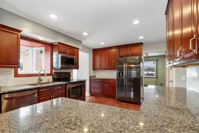 136 Graymoor Lane, Olympia Fields, IL 60461 - Photo 8