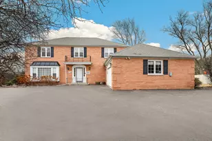 136 Graymoor Ln, Olympia Fields, IL 60461 - Photo 1