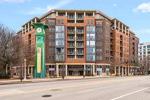 437 W Division St, Chicago, IL 60610 - Photo 1