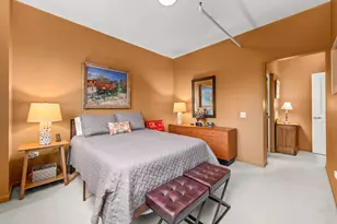 437 W Division St, Chicago, IL 60610 - Photo 10