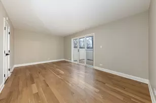 2010 Carriage Hill Rd, Lisle, IL 60532 - Photo 20