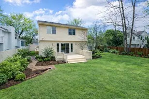 2010 Carriage Hill Rd, Lisle, IL 60532 - Photo 34