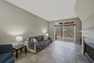 286 Prairie View Ln, Wheeling, IL 60090 - Photo 14