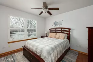 907 E Broadway Ave, Winthrop Harbor, IL 60096 - Photo 16
