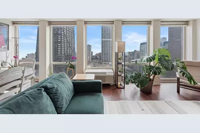 111 E Chestnut Street #37F, Chicago, IL 60611 - Photo 2