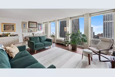 111 E Chestnut Street #37F, Chicago, IL 60611 - Photo 4