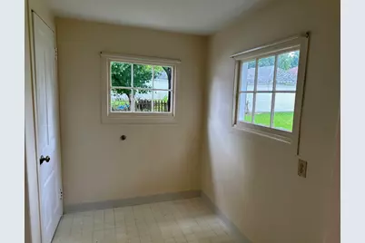 408 N West Avenue, Freeport, IL 61032 - Photo 16