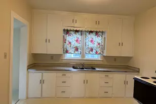 408 N West Ave, Freeport, IL 61032 - Photo 14