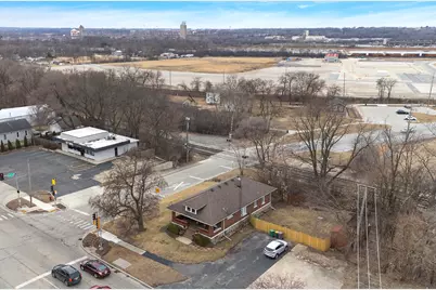 107 S State Street, Lockport, IL 60441 - Photo 2