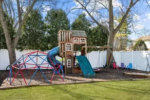 1116 Adirondack Dr, Northbrook, IL 60062 - Photo 36