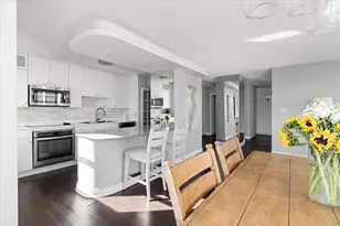 1313 N Ritchie Ct, Chicago, IL 60610 - Photo 14