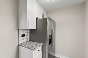 1112 Plainfield Rd, Joliet, IL 60435 - Photo 8