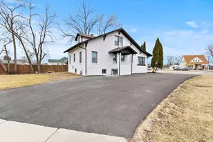 1112 Plainfield Rd, Joliet, IL 60435 - Photo 2