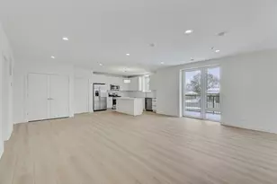 9201 Milwaukee Ave N, Niles, IL 60714 - Photo 4