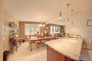 6346 W 90th St, Oak Lawn, IL 60453 - Photo 8