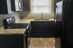 8139 W 83rd Pl, Justice, IL 60458 - Photo 4