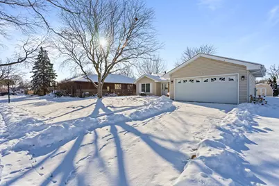 120 S Staffire Drive, Schaumburg, IL 60193 - Photo 32