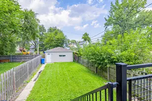 5242 W Ferdinand St, Chicago, IL 60644 - Photo 36