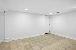 4214 W Wilcox St, Chicago, IL 60624 - Photo 36