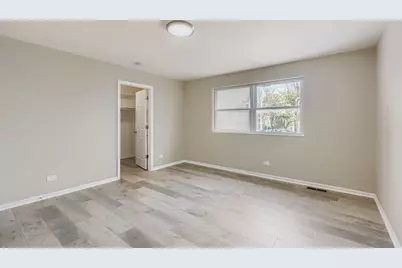 [Address not provided], Chicago, IL 60617 - Photo 6