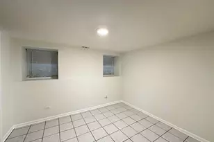 5804 N Broadway Ave, Chicago, IL 60660 - Photo 16