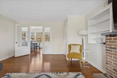 412 Warwick Road, Tower Lakes, IL 60010 - Photo 4