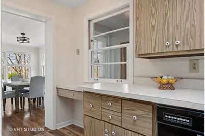 412 Warwick Road, Tower Lakes, IL 60010 - Photo 8