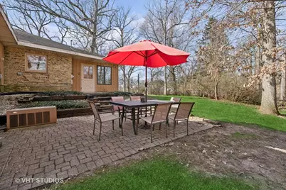 412 Warwick Road, Tower Lakes, IL 60010 - Photo 20