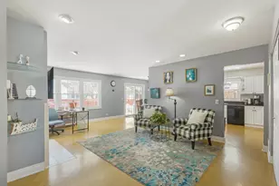 1548 Bunescu Ct, Buffalo Grove, IL 60089 - Photo 4