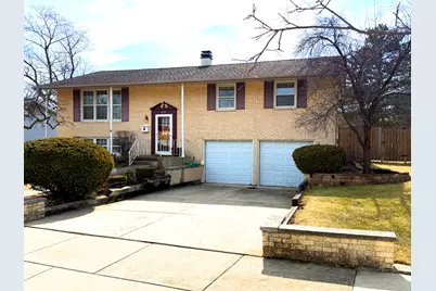 855 E Patten Drive, Palatine, IL 60074 - Photo 2