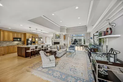 8711 Berkley Court, Orland Park, IL 60462 - Photo 4