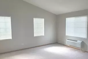 1449 McClure Rd, Aurora, IL 60505 - Photo 10