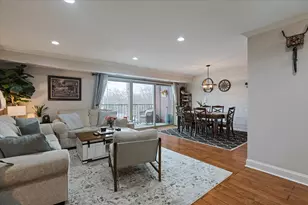 4838 Howard St, Skokie, IL 60077 - Photo 6