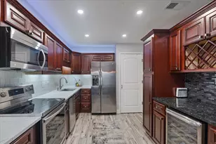 4838 Howard St, Skokie, IL 60077 - Photo 10