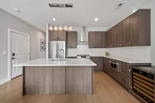 2730 W Armitage Ave, Chicago, IL 60647 - Photo 10