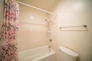 7020 Barrington Ct, Woodridge, IL 60517 - Photo 26