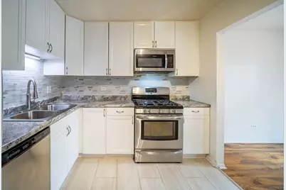 7020 Barrington Court #203, Woodridge, IL 60517 - Photo 10