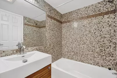 3085 Pheasant Creek Drive #212, Northbrook, IL 60062 - Photo 16