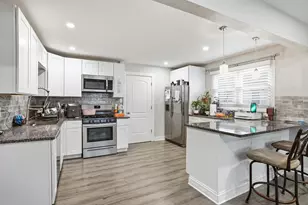 10906 McVicker Ave, Chicago Ridge, IL 60415 - Photo 10