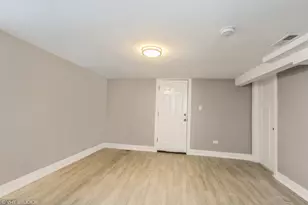 [Address not provided], Chicago, IL 60617 - Photo 8