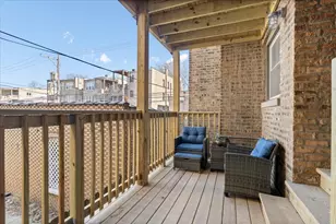 2618 W Rosemont Ave, Chicago, IL 60659 - Photo 18